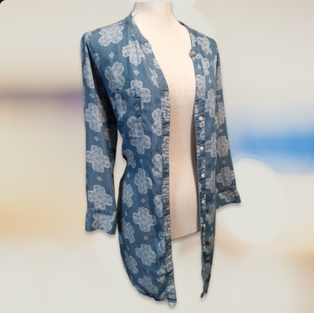 New Directions Chambray Button Down Shirt in Light Denim Blue Sz Xl
